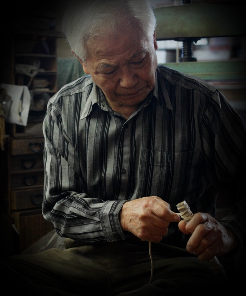 Japanese traditional craftsman Noboru Honma